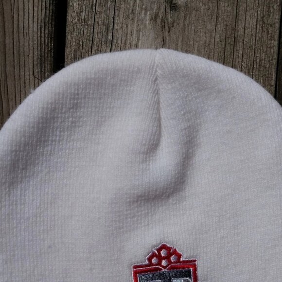 Toronto Football Club Hat TFC Toque Soccer KIA Auto Knit Beanie Cap White - Picture 12 of 13